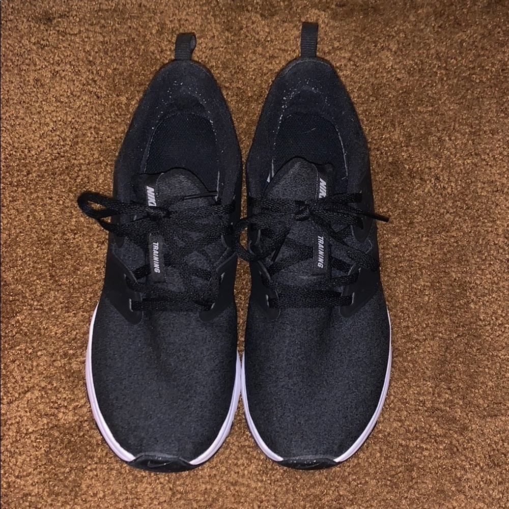 Nike Air Bella Training Sneakers